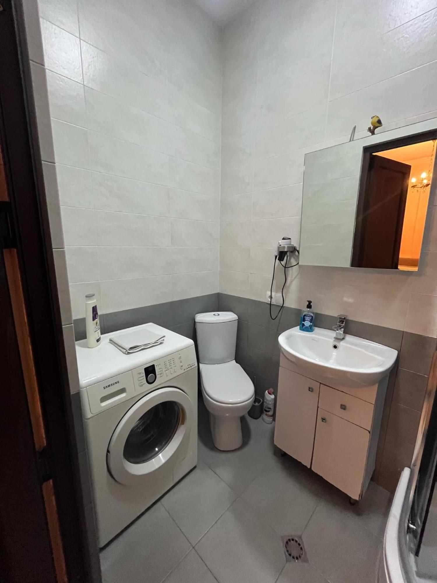 Vake Appartement Tbilisi Buitenkant foto